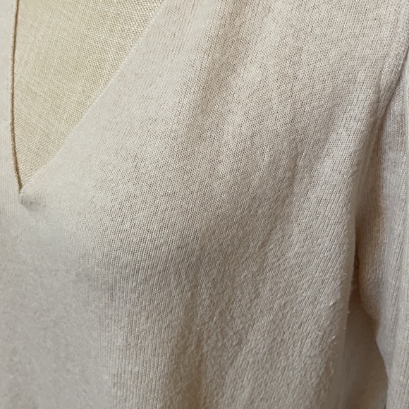Zara Cream Lightweight Knit Top/ Pleated Puffy Sleeved/ Stretch/ Medium - Picture 6 of 9